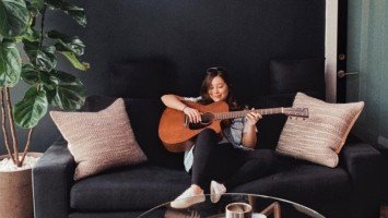 Moira Dela Torre tells the beautiful story behind her new guitar