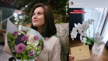 Bea Alonzo showered with flowers as a sign of support from colleagues