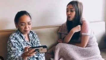 Maymay Entrata effortlessly sings with Kakai Bautista